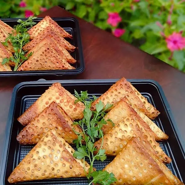سمبوسه گوشت