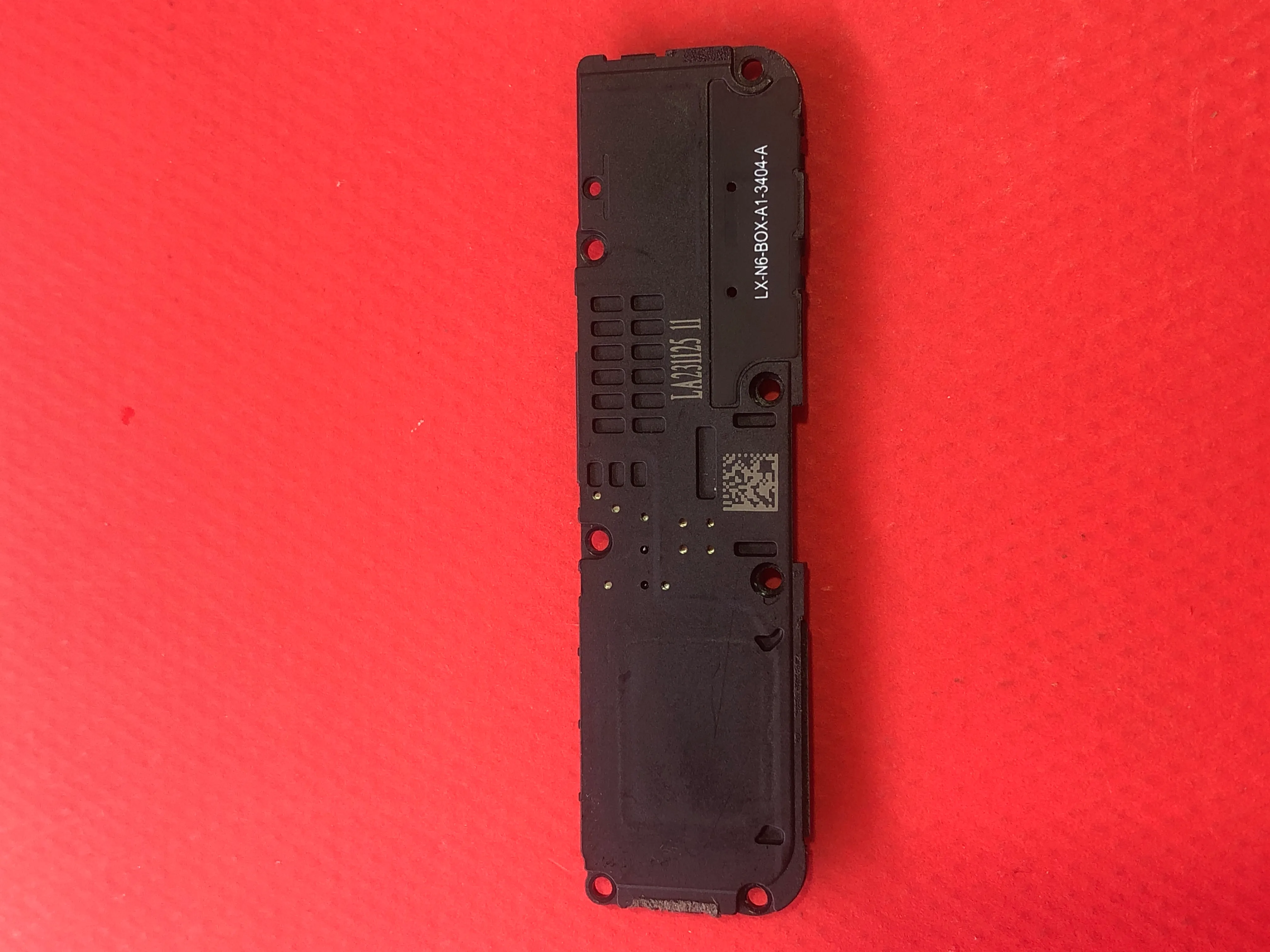 کادر بازر poco m6 pro روکاری 