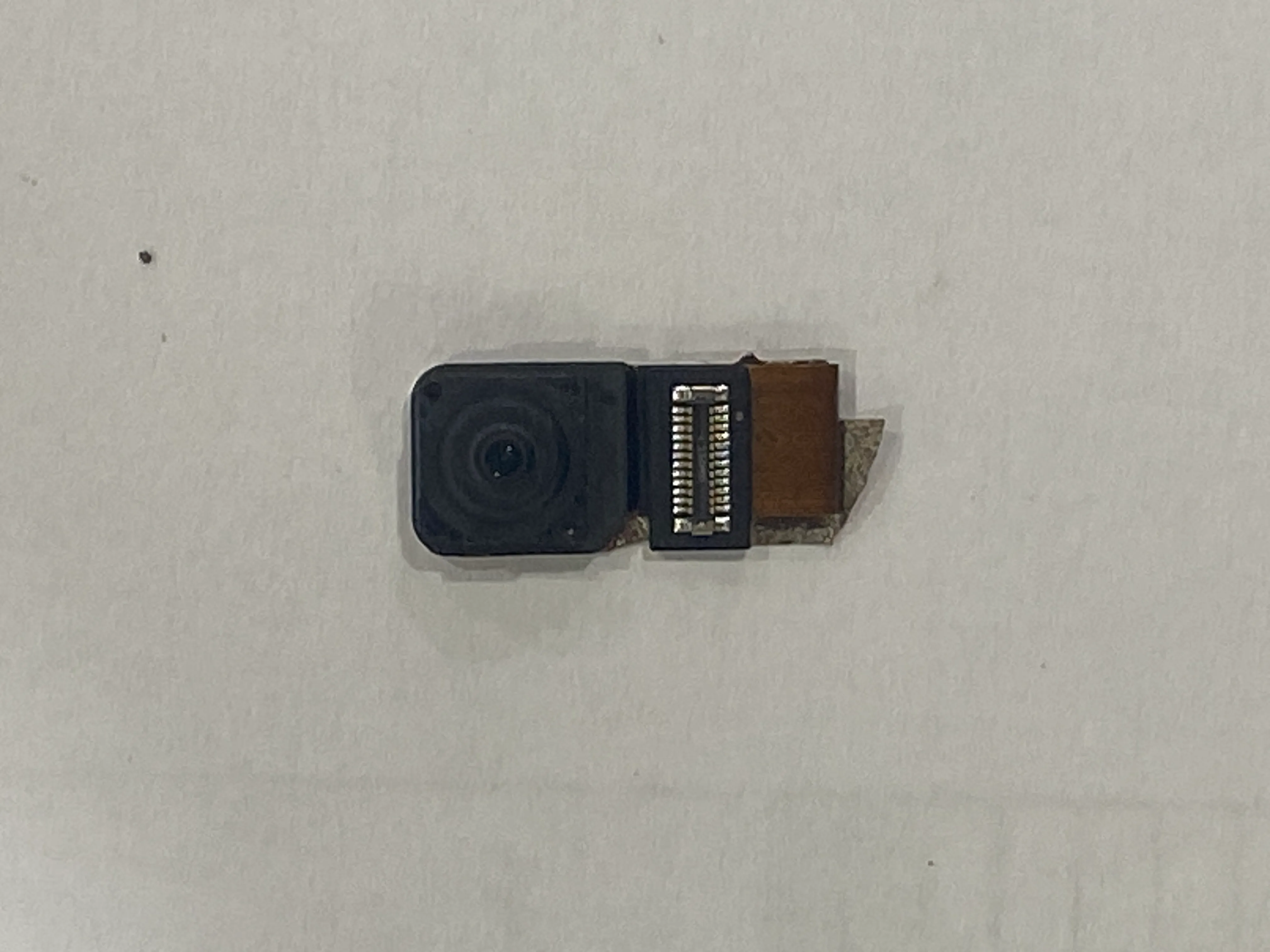 xt2203-1 دوربین جلو moto edge 30
