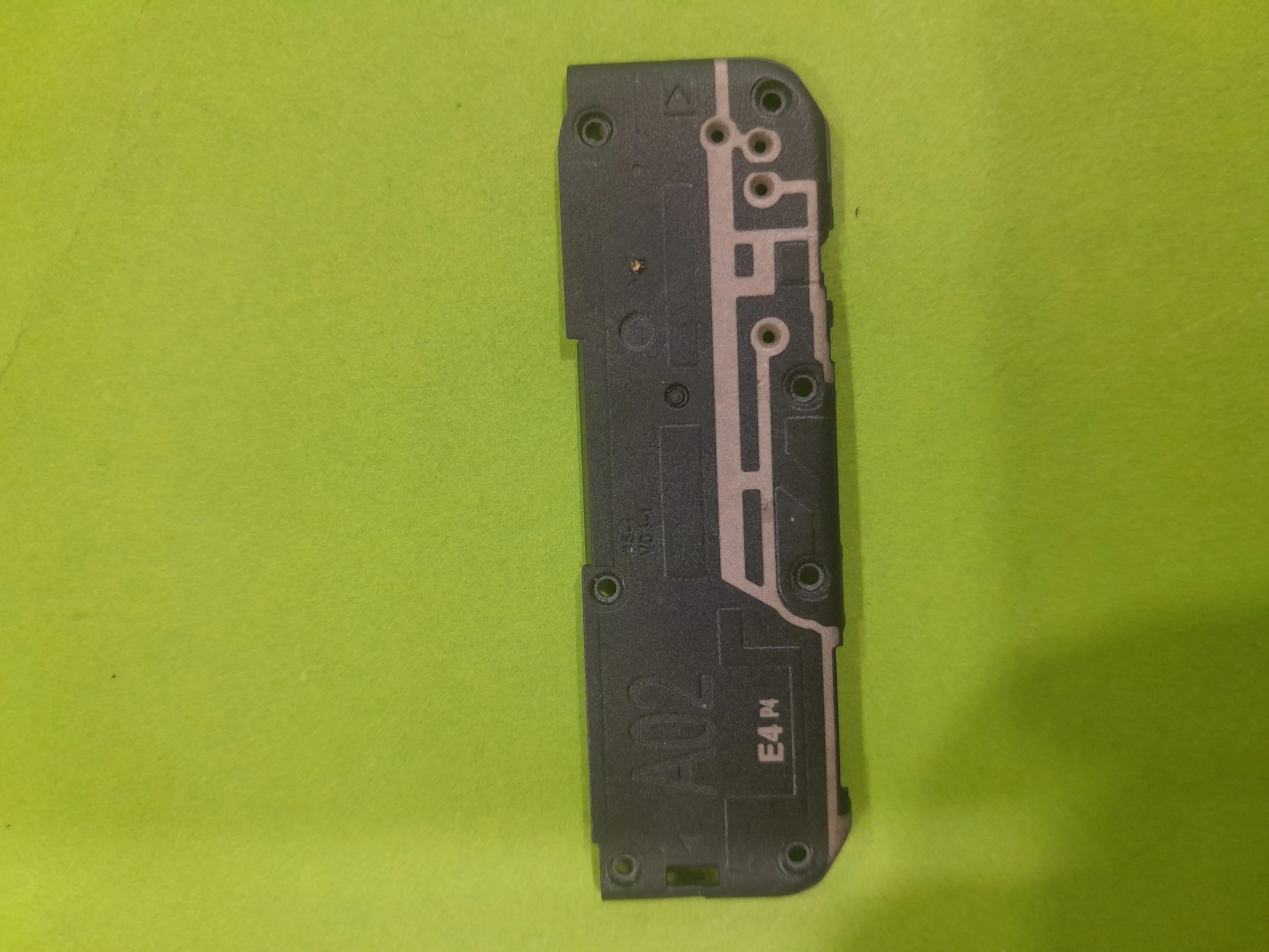 شیلد بازر A02